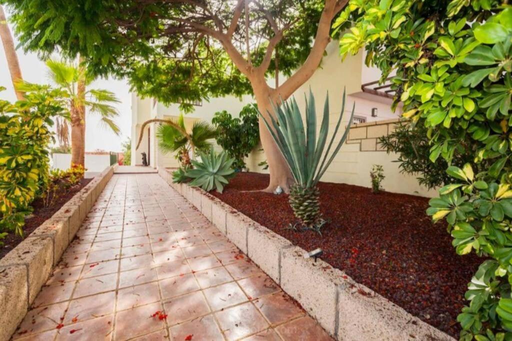 Private Pool 'Villa Vibe Tenerife' Sunset & Ocean View Chayofa Екстериор снимка